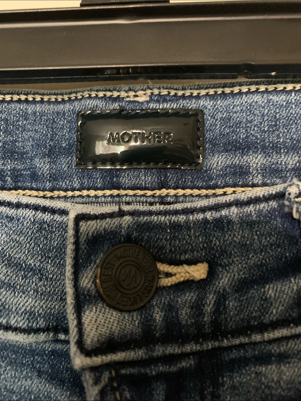 MOTHER Skinny Jeans in Medium Blue Wash - Picture 2 of 8